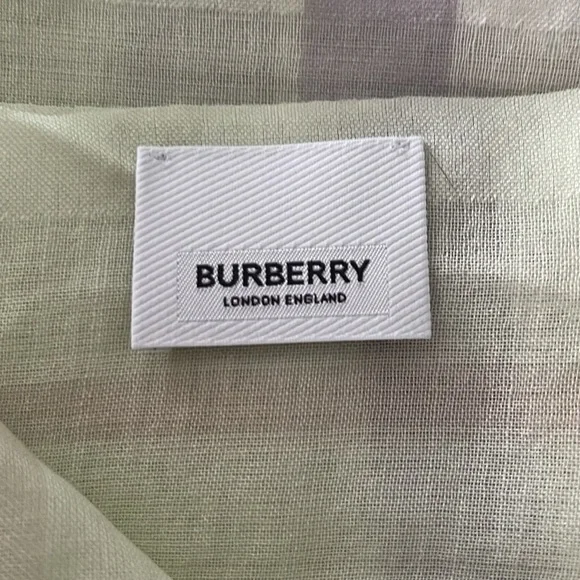 Burberry Big Check Gauze Scarf limestone color